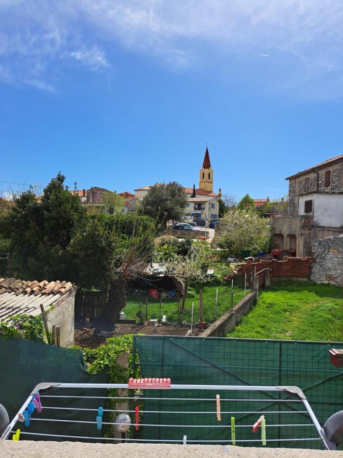Sobe Anja Guest House Brtonigla Exterior photo